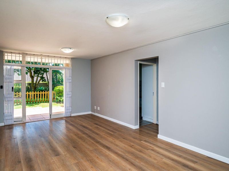 Modern Ground-Floor Flat in Hillcrest Centre - Photo 8