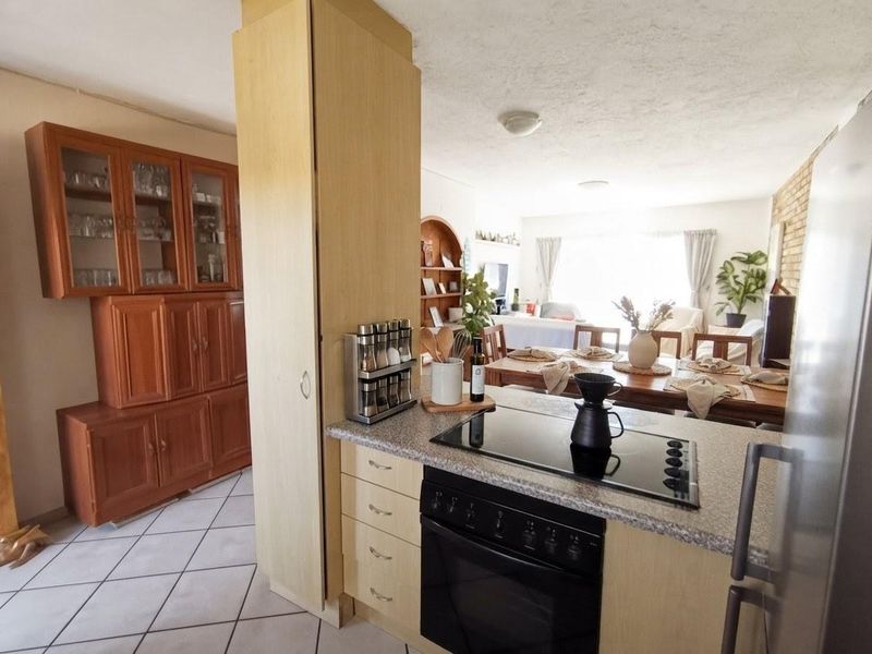 Neat Corner Apartment Offering Comfort Convenience And Great Value - Photo 4
