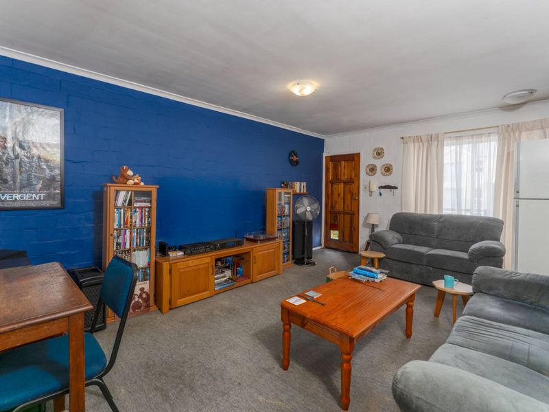 Comfortable two-bedroom apartment located in Diep River. - Photo 4