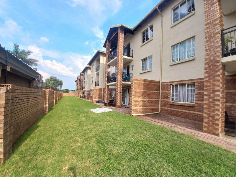 Two Bedrooms apartment for sale - Photo 2