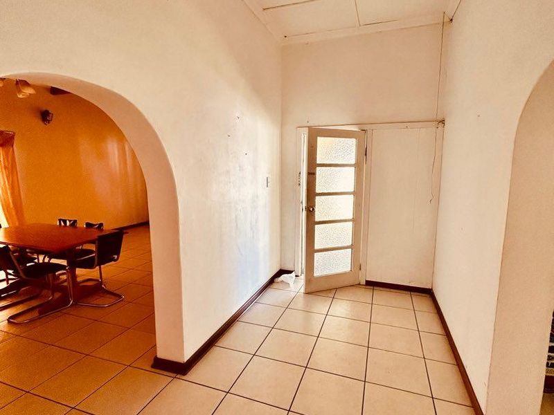 3 bedroom house with flatlet - Photo 8