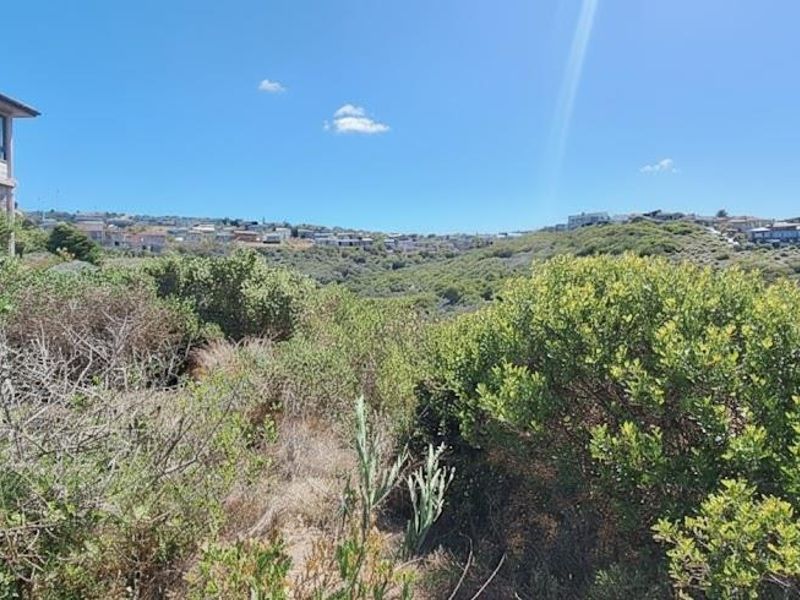 1025m2 Vacant land with Beautiful Ocean View for Sale in Dana Bay - Photo 2