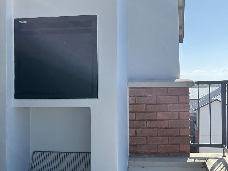 EXCLUSIVE MANDATE..Priced to Sell. Distant Seaviews , Ballito Hills Lifestyle Estate - Photo 6