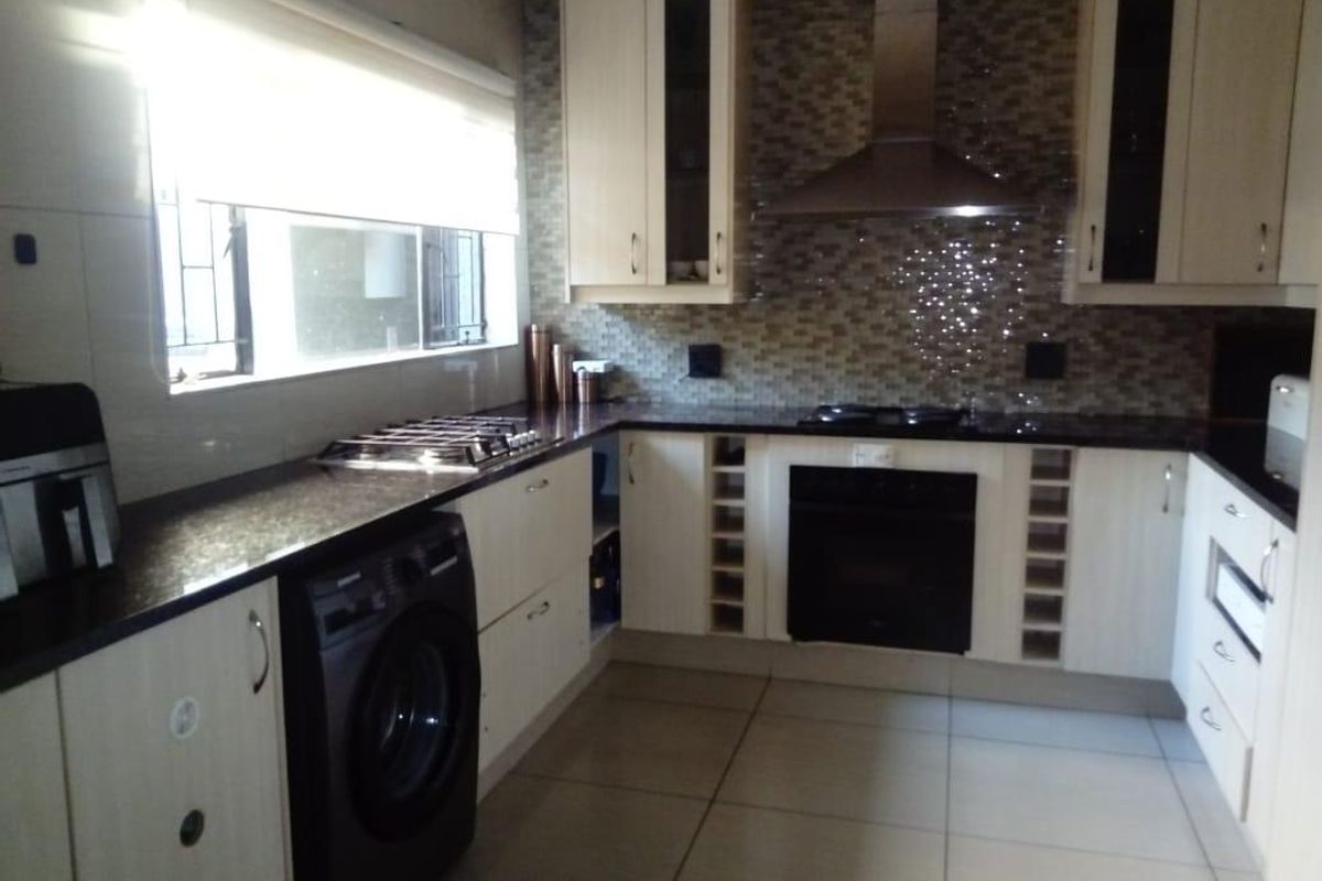 House for Rent in van Riebeeck Park Kempton Park - Photo 4