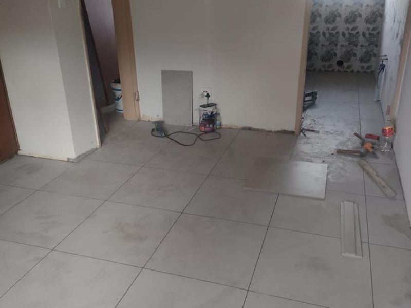 4 Bedroom family home to rent in Pellissier - Photo 6