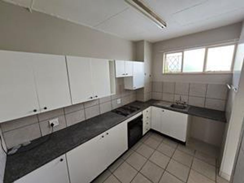 Lovely 1 bedroom apartment in Rietfontein - Photo 5