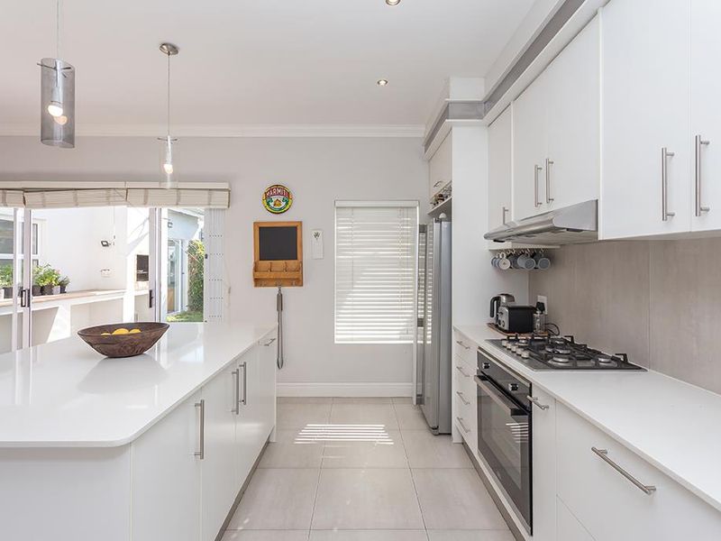 Two Bedroom Family Home with Study - Photo 10