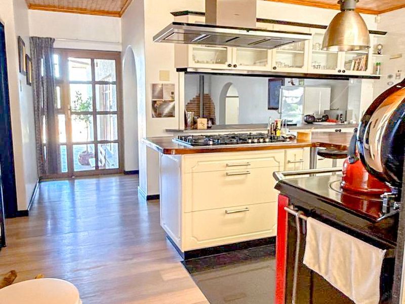 Grand Home For Sale in Klein Windhoek, Windhoek - Photo 3