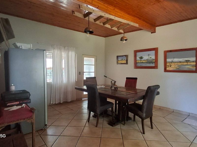 Discover Farm Life: 8.5-Hectare Gem in Vastfontein Awaits! - Photo 5