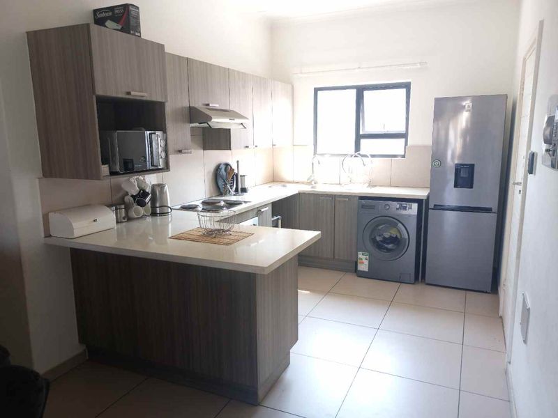 MODERN 2-BEDROOM APARTMENT FOR SALE – LILIANTON, BOKSBURG - Photo 4