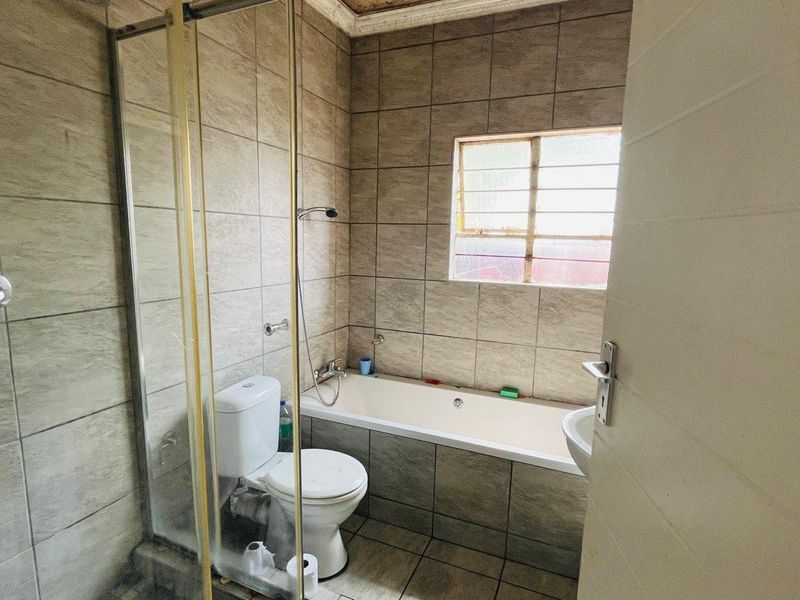 3 bedroom apartment in safe complex - Photo 7