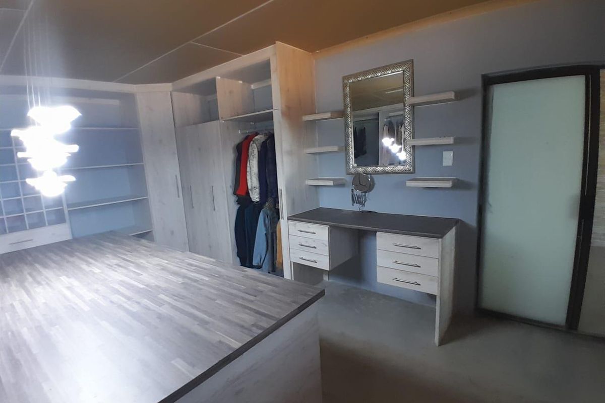 House for sale in Okahandja - Photo 2