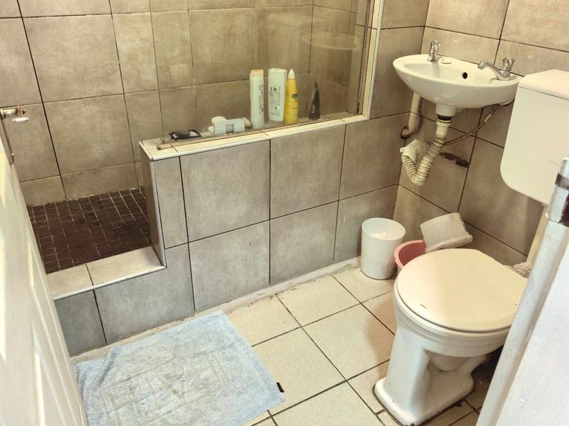 Ground floor 3 Bedroom apartment, Parow - Photo 4