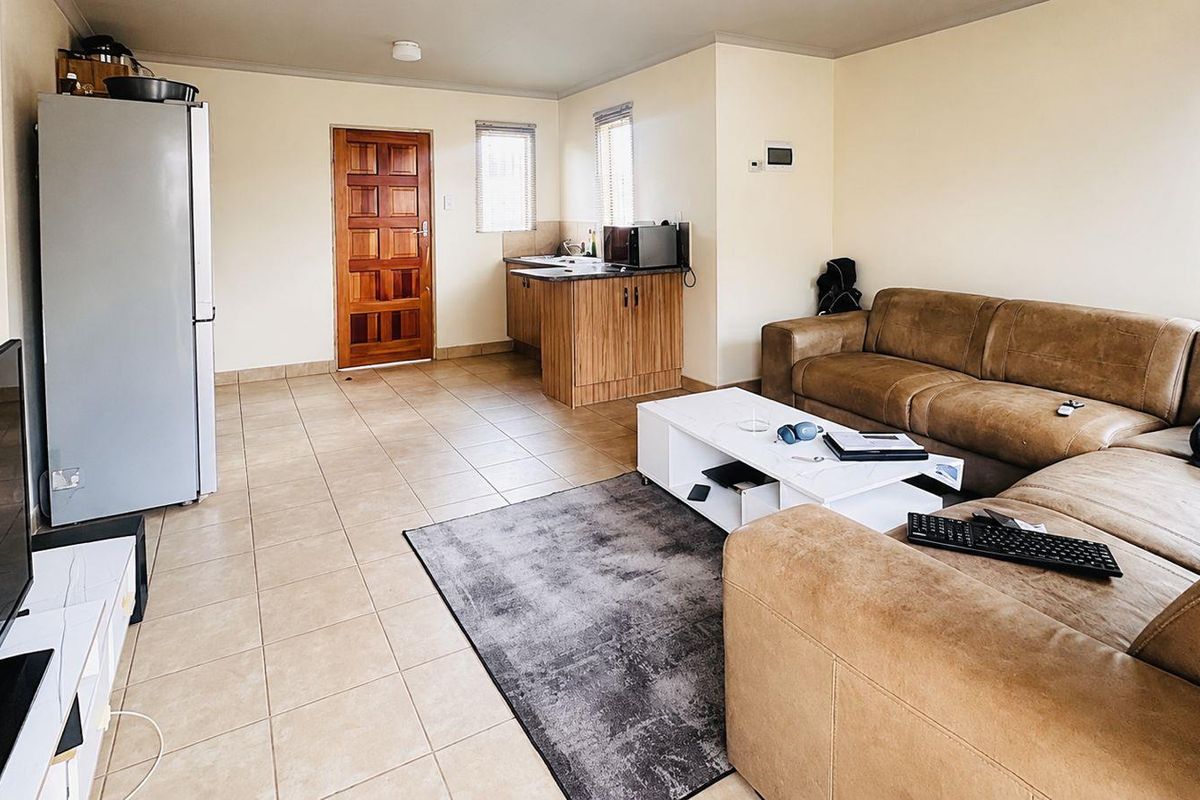 Beautiful 3-Bedroom Home for Sale in Leopard Rest - Photo 2