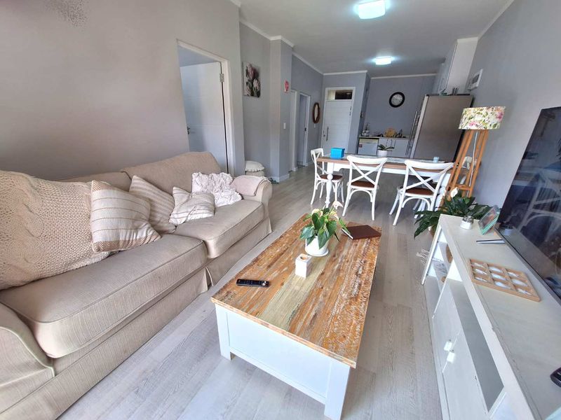 Perfectly Priced – Urgent Seller Seeking a Serious Buyer! - Photo 10