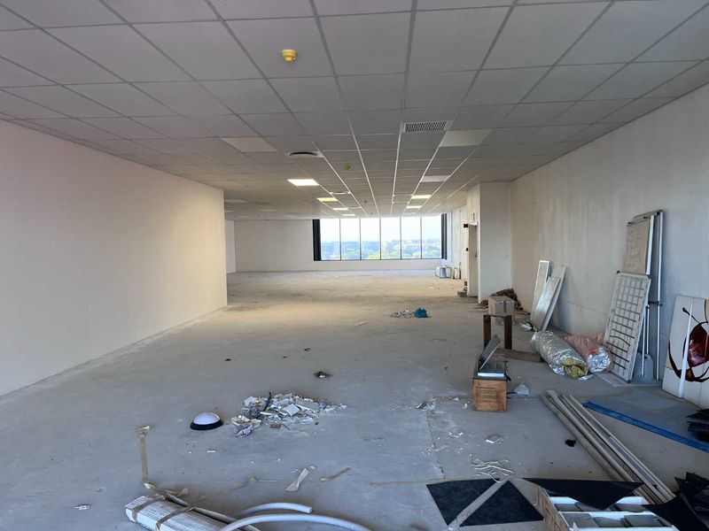 Prime Office Space in Sable Square Centre - Photo 2