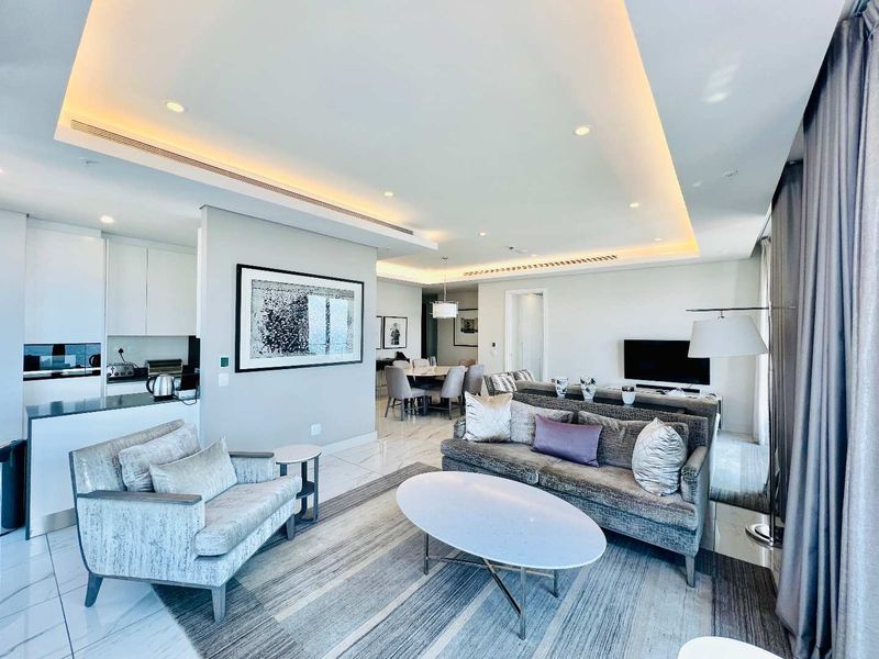 Experience Unrivaled Luxury: Fully Furnished 2-Bedroom Apartment at The Leonardo - Photo 3