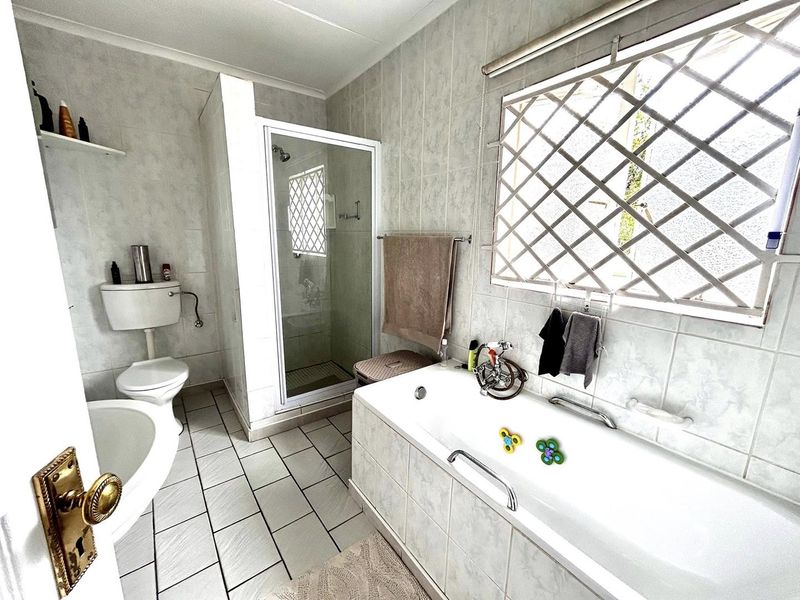 3 Bedroom Townhouse For Sale in Avis - Photo 5