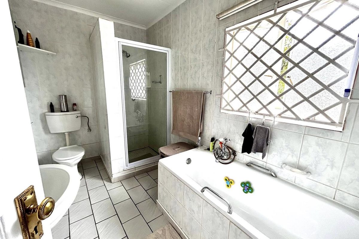 3 Bedroom Townhouse For Sale in Avis - Photo 5