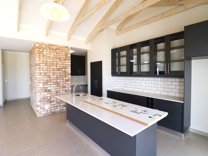 Newly Built 3-Bedroom 3 Bathroom House for Sale in Swakopmund Namibia - Photo 5