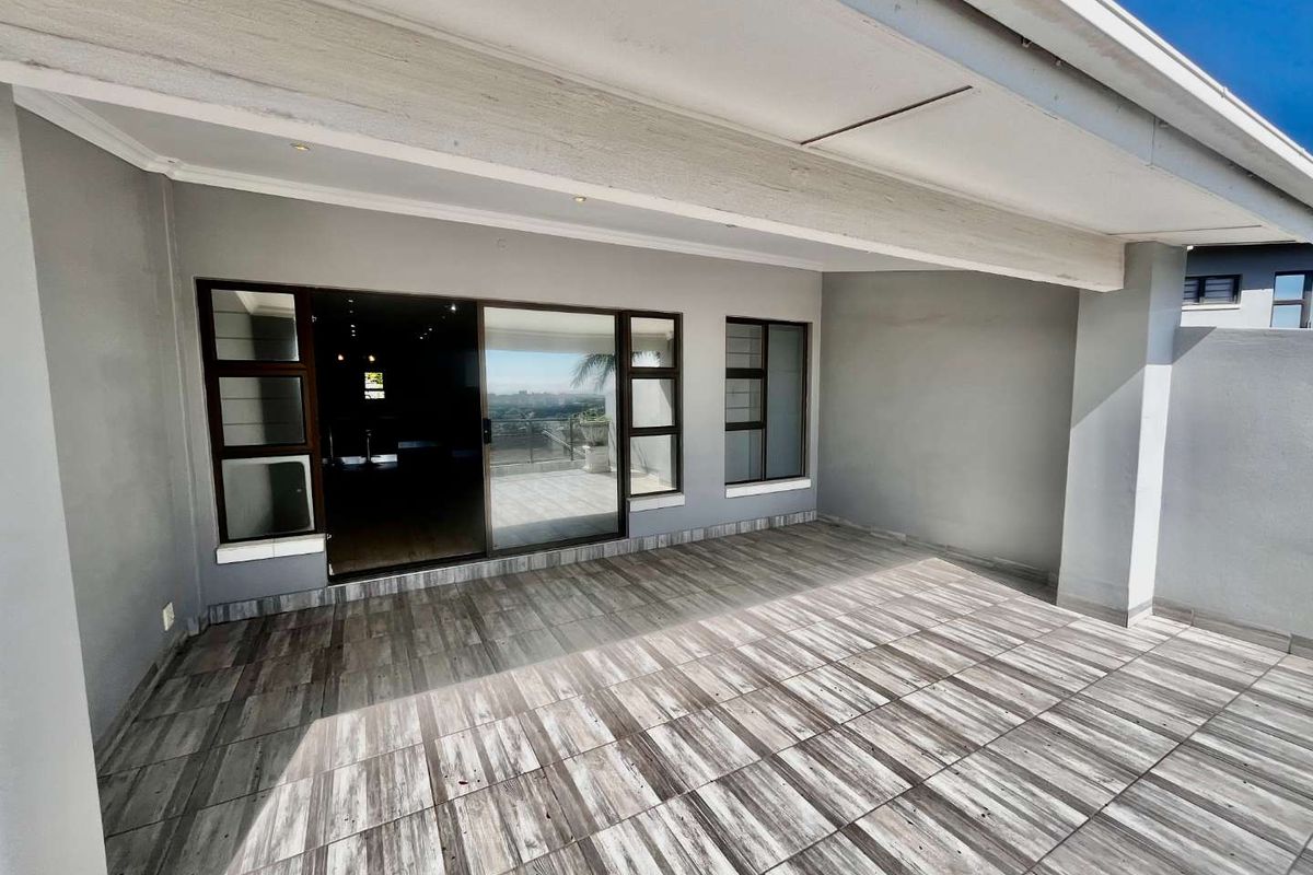 HENDRA - 3 BEDROOM SIMPLEX WITH STUNNING VIEWS - Photo 2