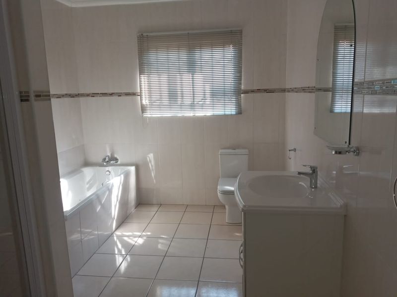 Modern Two Bedroom House to rent Rothdene Meyerton - Photo 7