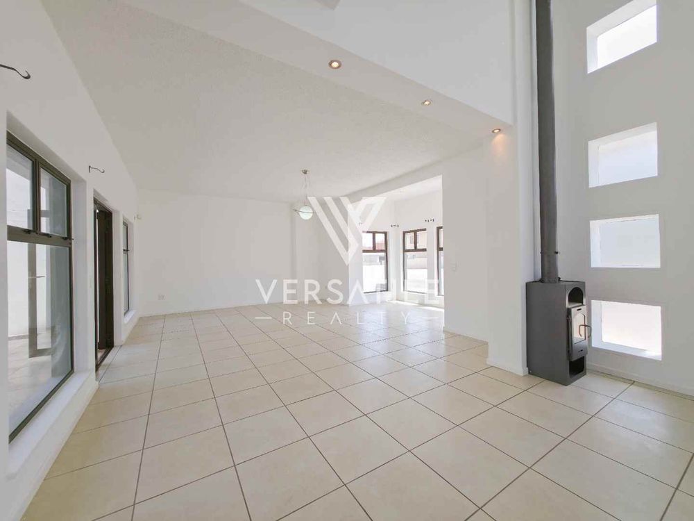 Open plan Lounge with fire place 14