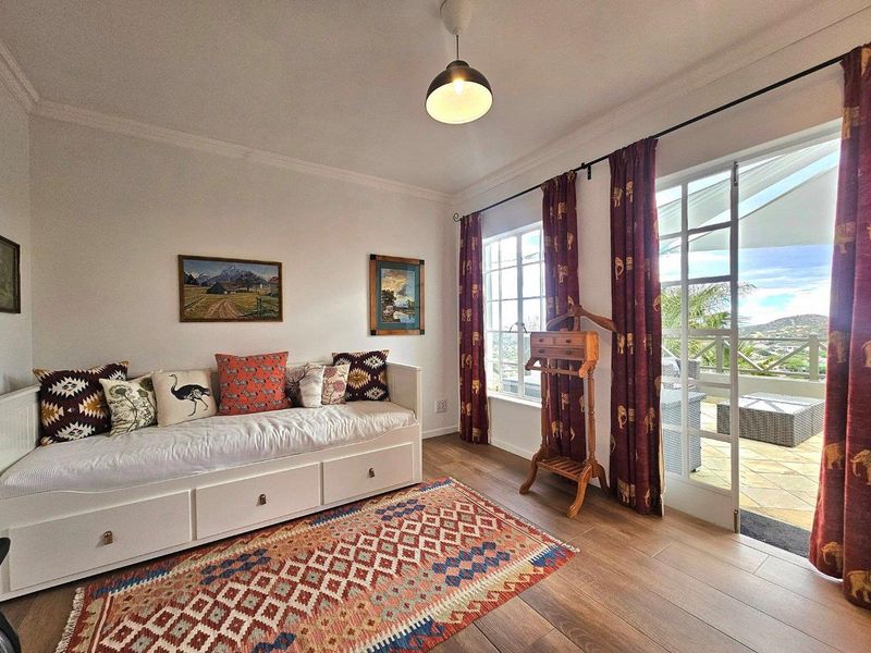 TO LET – Modern Executive Home in Ludwigsdorf | Fully Furnished - Photo 7