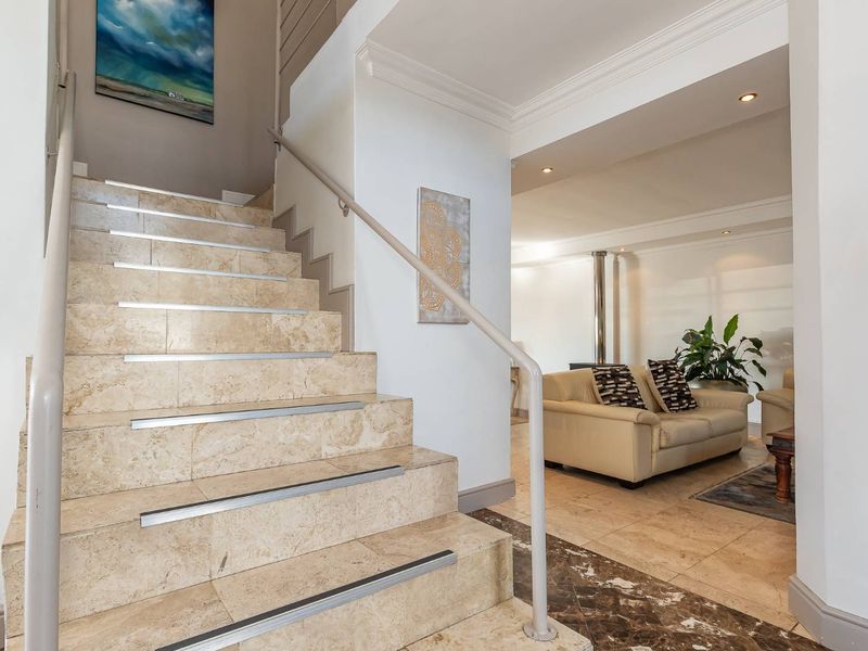 An Elevated Lifestyle in Claremont Upper - Photo 10