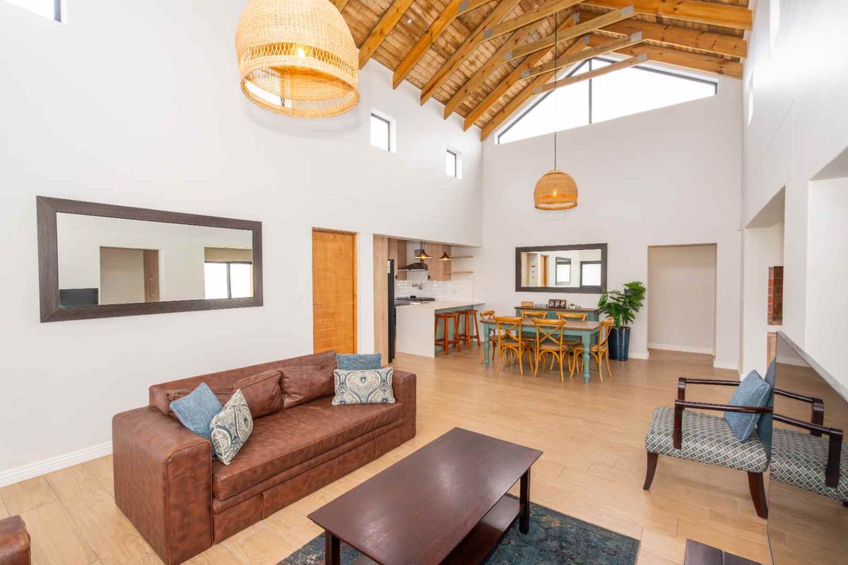 Modern New Build in Secure Estate, St Helena Bay - Photo 4