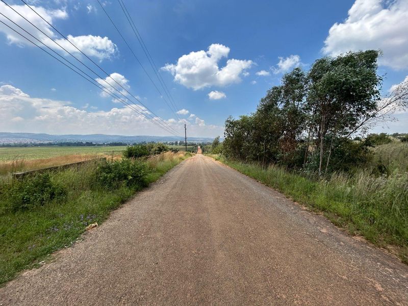 PRIME 8.9 HECTARE AGRICULTURAL LAND FOR SALE NEAR EYE OF AFRICA GOLF ESTATE - Photo 2