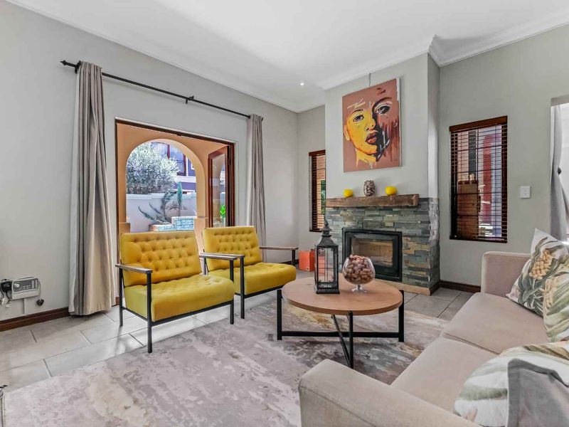 Superb 3 Bedroom 2 Bathroom Home for Sale In Broadacres - Photo 3