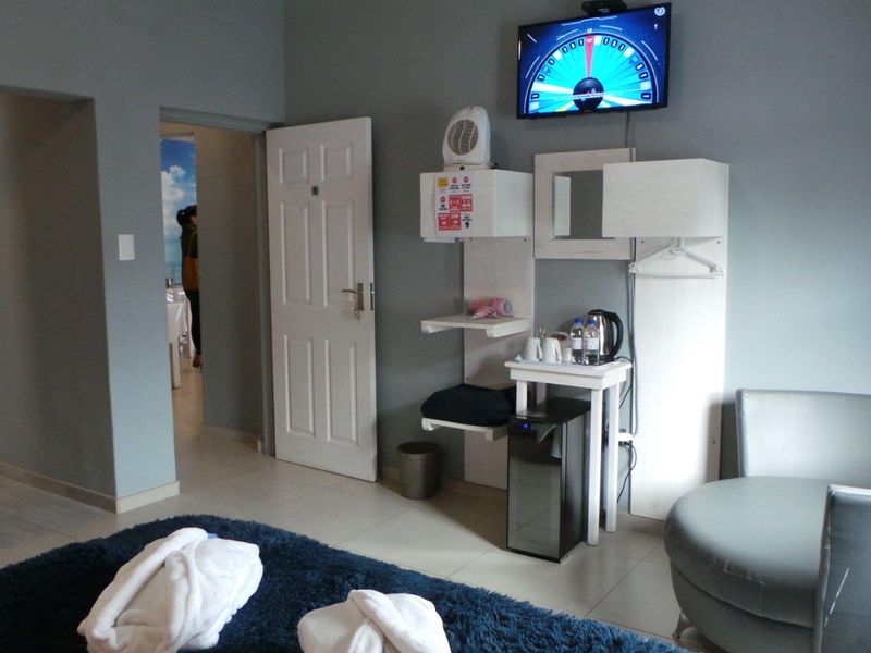 The GUEST HOUSE life - Photo 5