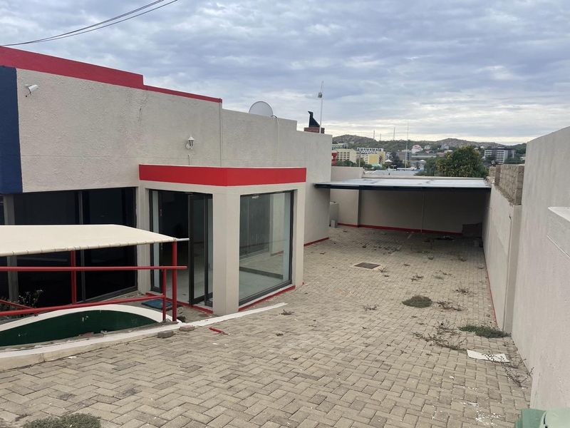 Office Building in Windhoek West - Photo 1