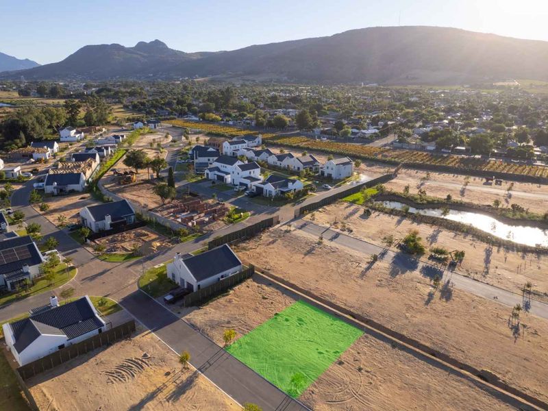 West-Facing Paarl Valleij Lifestyle Estate & Farm Stand with Views of Paarl Mountain and Paarl Rock - Photo 3