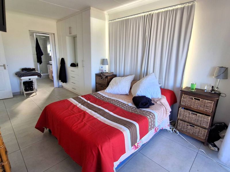 Charming 3 Bedroom Townhouse with Scenic Views for Sale Opposite Mossel Bay Golf Estate - Photo 10