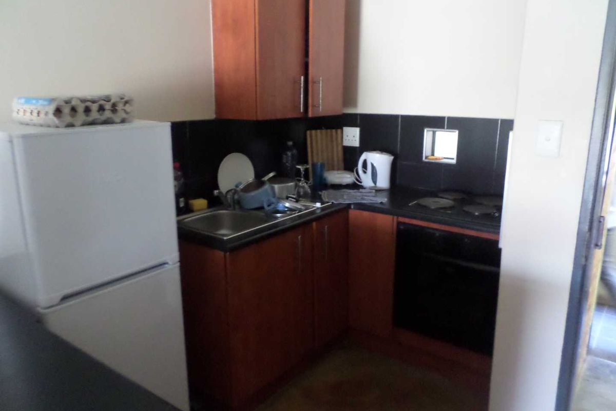 The Wall, 2 Bedroom for sale - Photo 5