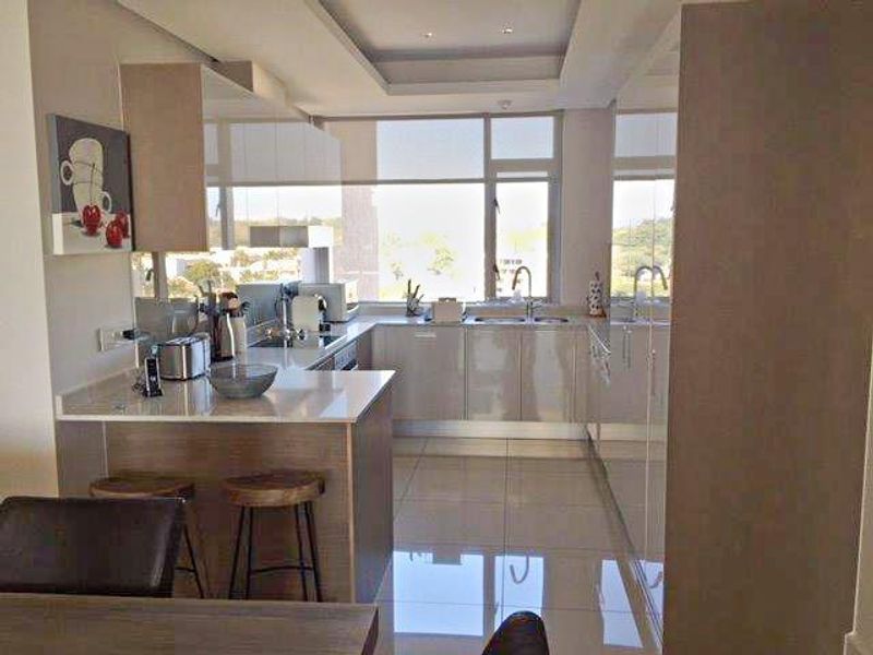 STUNNING EXECUTIVE FURNISHED 2 BED APARTMENT SANDOWN - Photo 9