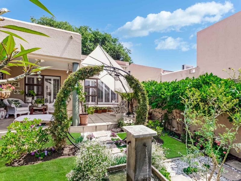 THE PERFECT NEWLY RENOVATED HOME TO PERFECTION FOR THE FIRST TIME HOME BUYER OR FOR DOWNSIZING - Photo 8