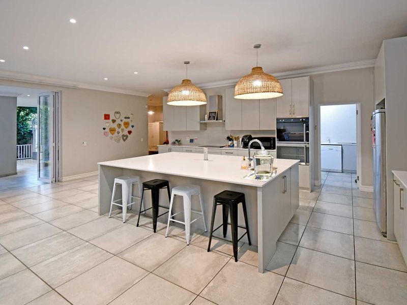 Bryanston Beauty - Photo 3