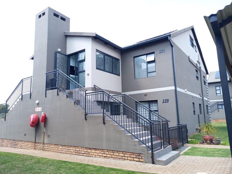 3 Bedroom Townhouse FOR SALE in Norton's Home Estates, Benoni - Photo 7