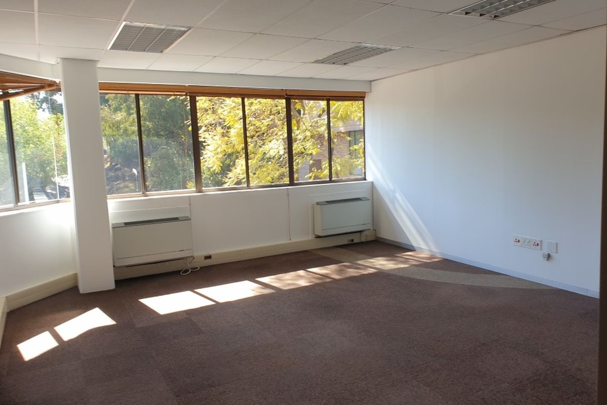 OFFICE SPACE TO RENT IN PARKTOWN - Photo 3