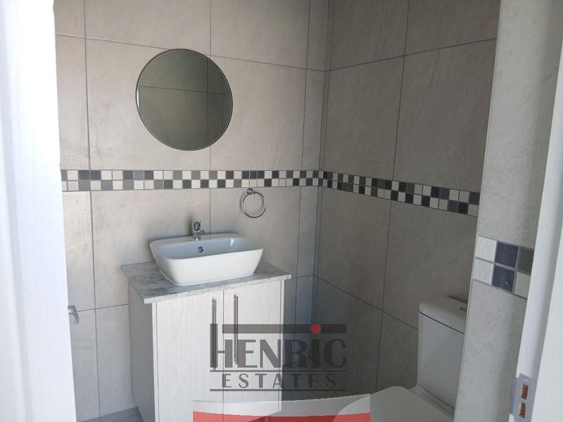 Modern Lifestyle & Perfect Location – NEAR THE OCEAN - Photo 9