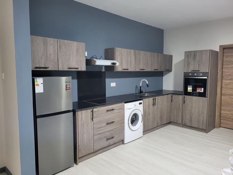 RS 8,3m | Turnkey Investment – Brand-New 2-Bedroom in Flic en Flac - Photo 5