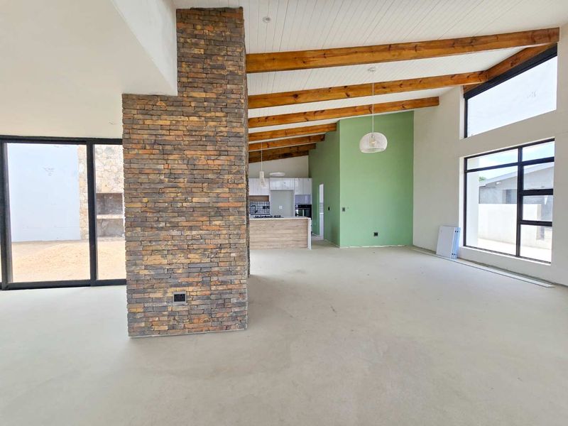 Embrace luxurious coastal living in Skulpiesbaai Estate. - Photo 10