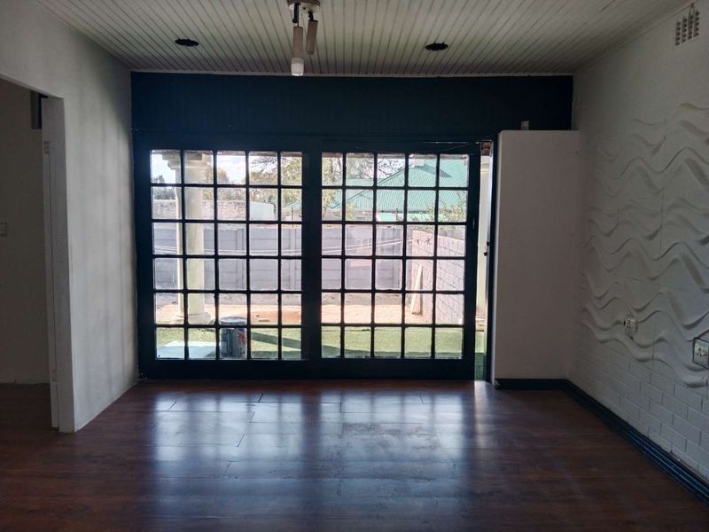 Charming 3 Bedroom Family Home-Prime Norwood Location - Photo 10