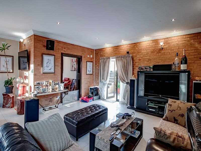 A Rare Gem in One of Pretoria East’s Most Sought-After Estates - Photo 10