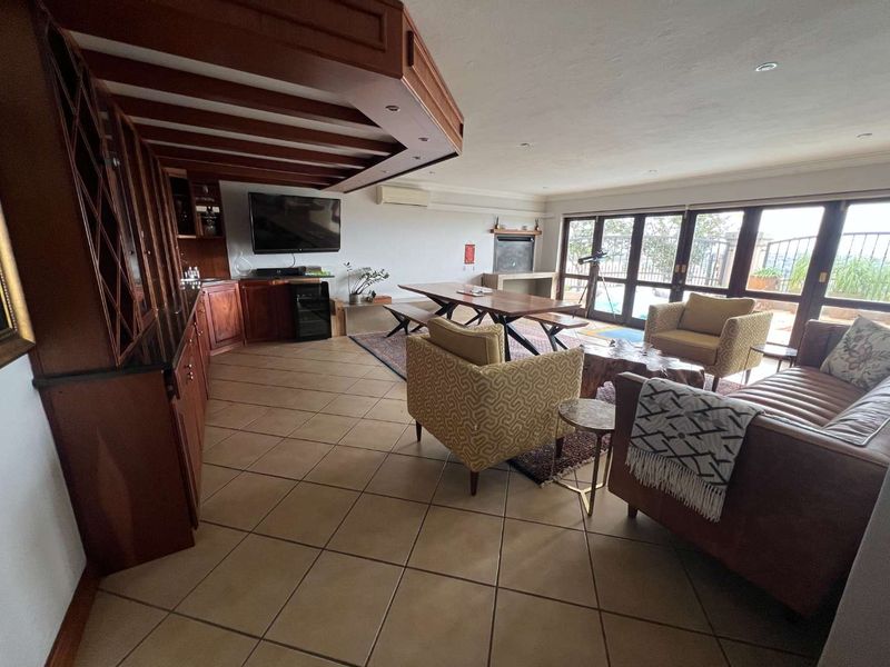 MAGNIFICENT LUXURY PROPERTY FOR RENT - Photo 10