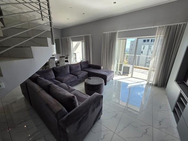 3 Bed Fully Furnished Apartment for Rent in Sandhurst - Photo 3