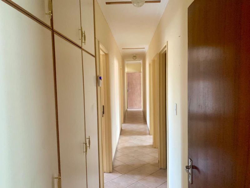 For Sale: Spacious Family Home in Okahandja – Prime Location! - Photo 9